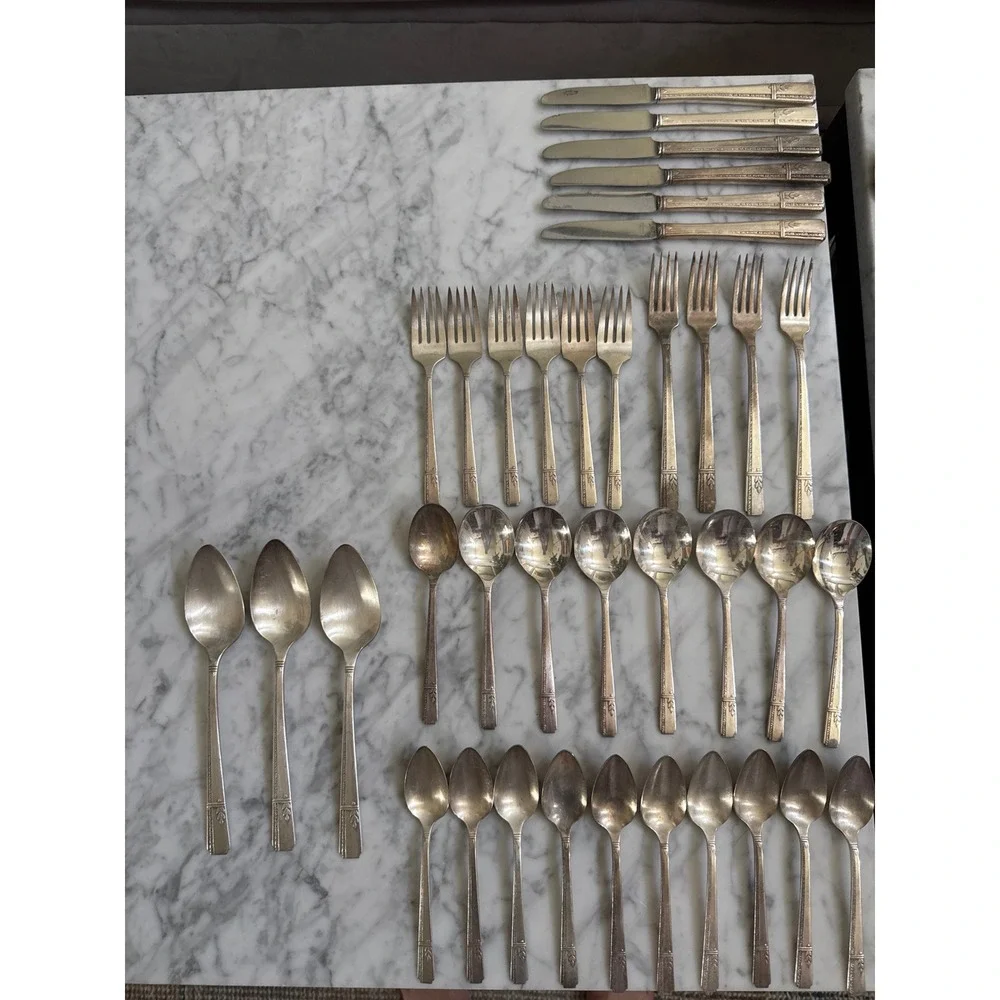 Heirloom Plate Mansion Silverplate Flatware Vintage Art Deco Service 37pc Set